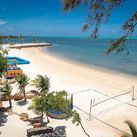 Azuri Resort -Sea View & Golf Luxury Apartment Roches Noires エクステリア 写真