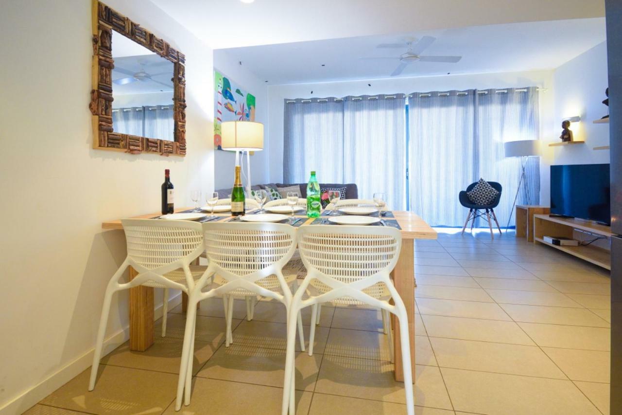 Azuri Resort -Sea View & Golf Luxury Apartment Roches Noires エクステリア 写真
