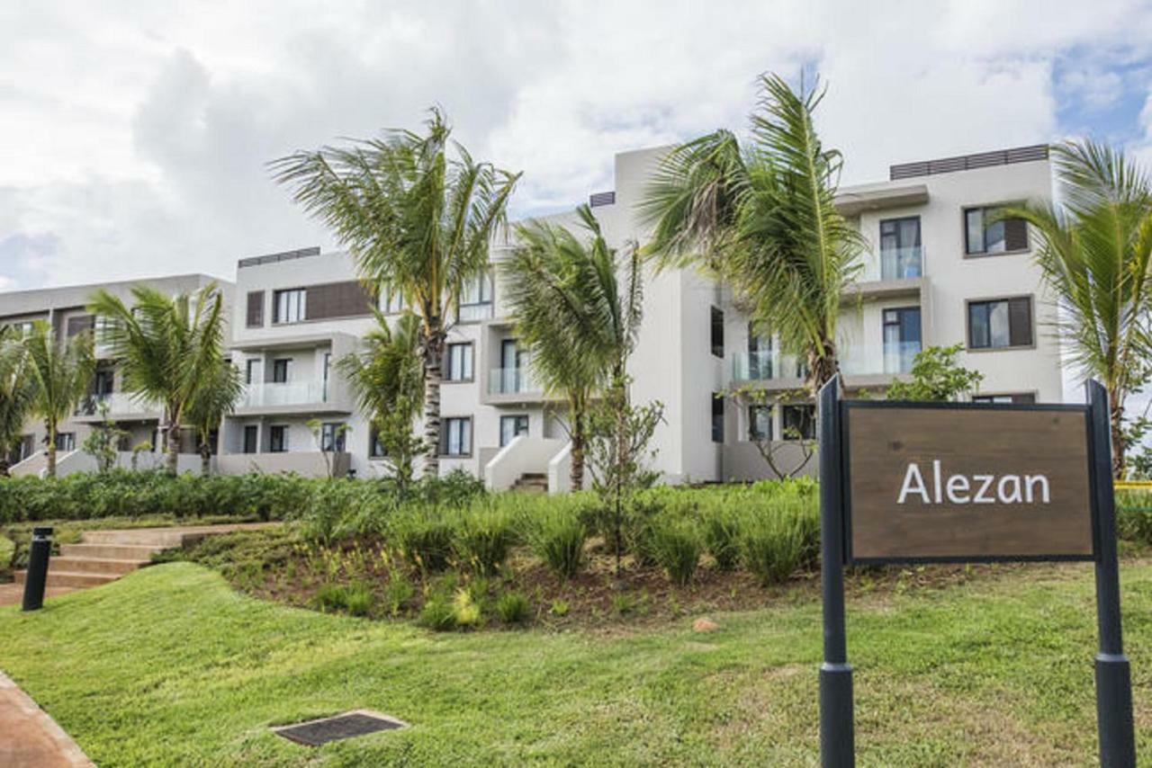 Azuri Resort -Sea View & Golf Luxury Apartment Roches Noires エクステリア 写真